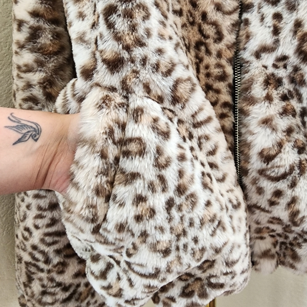 Sebby Collection Faux fur leopard animal print coat jacket. Size L. Nwot - Picture 13 of 13